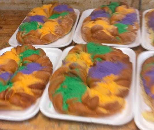 ADRIAN'S BAKERY PLAIN KINGCAKE